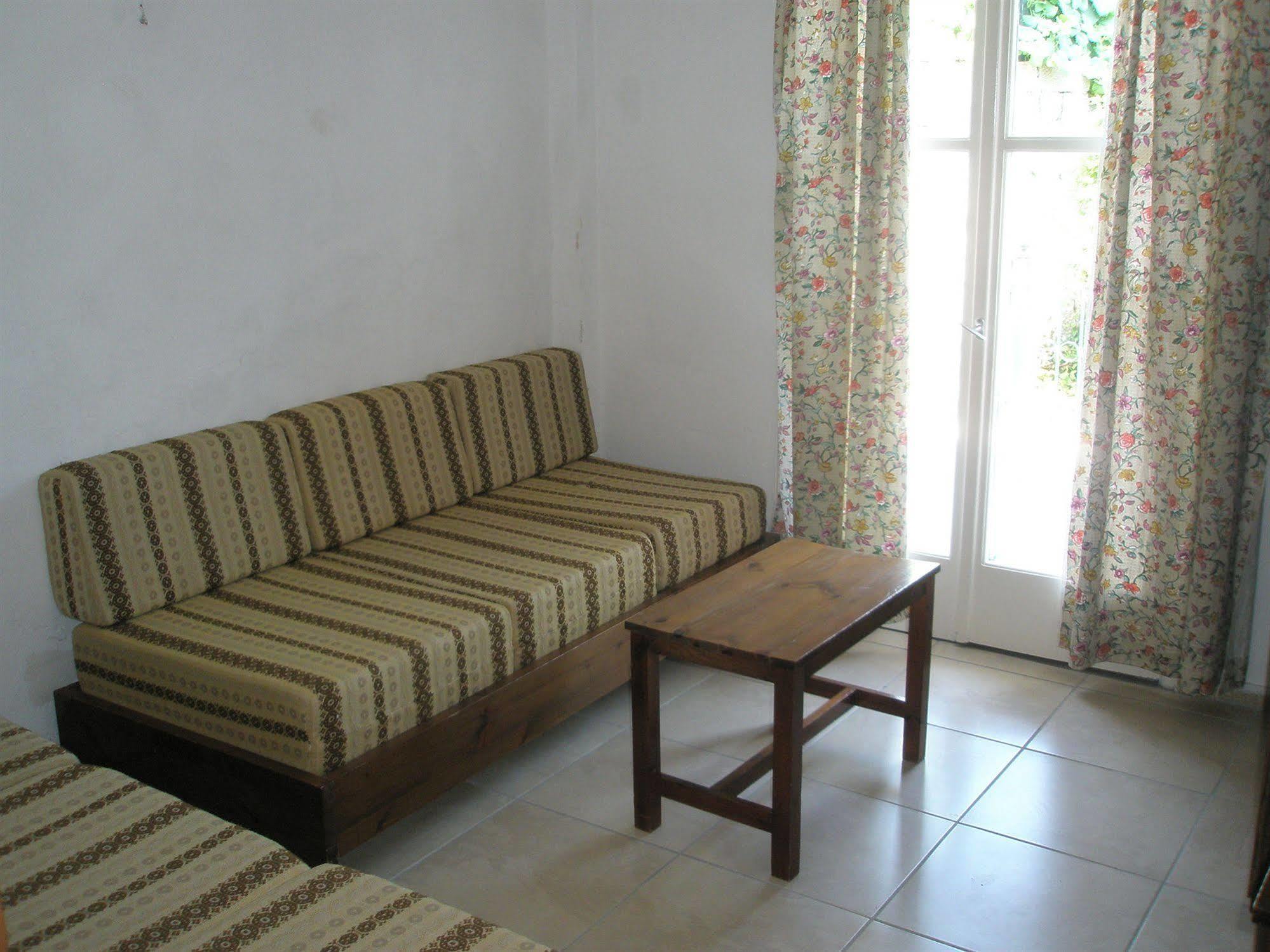 בניטסס Faliraki Apartments מראה חיצוני תמונה